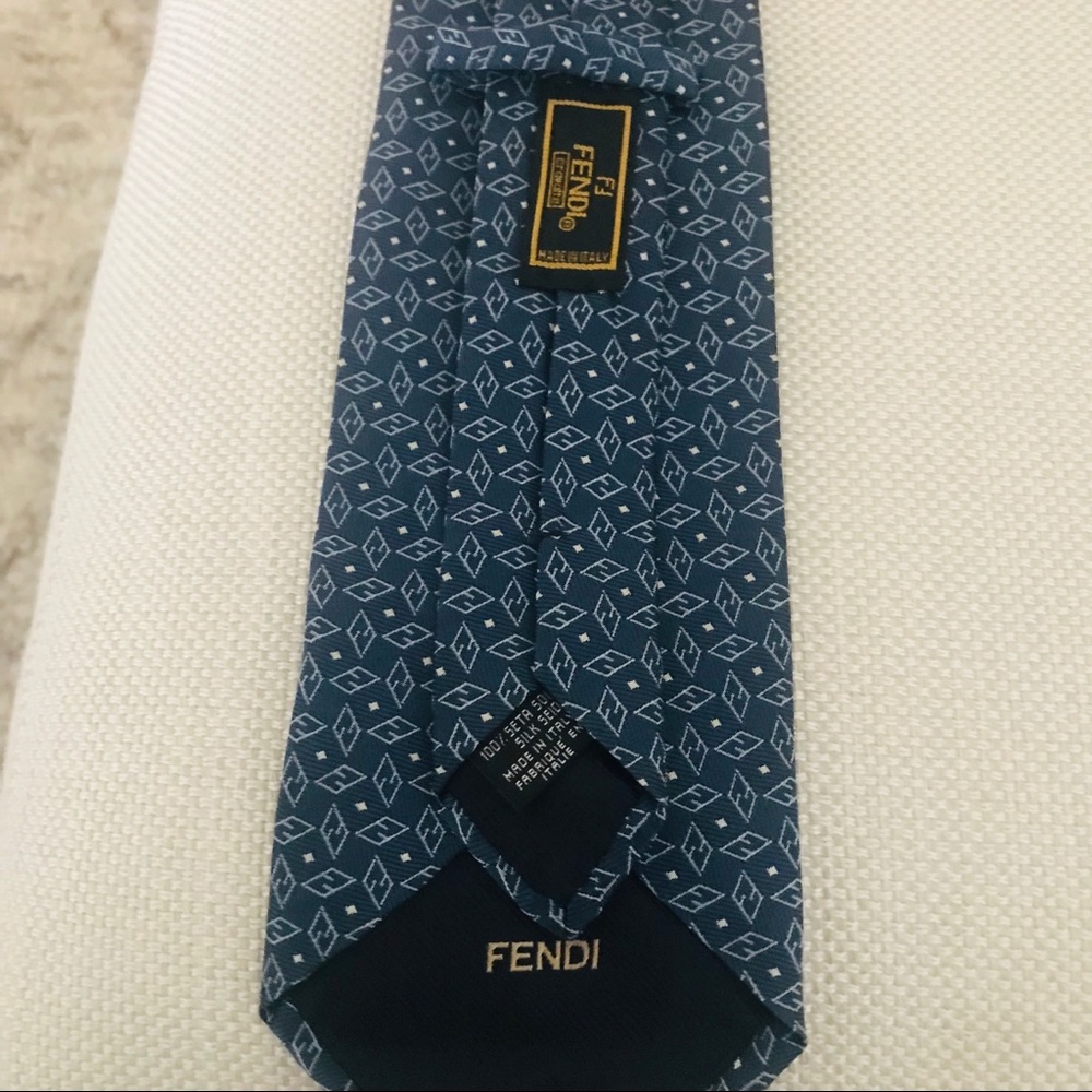 Fendi Noil Silk Tie: Navy & White Diamond Z Print